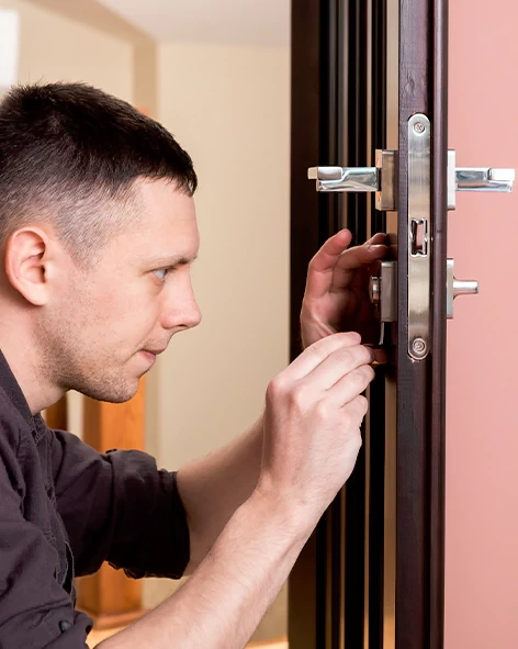 : Professional Locksmith For Commercial And Residential Locksmith Services in Oak Lawn