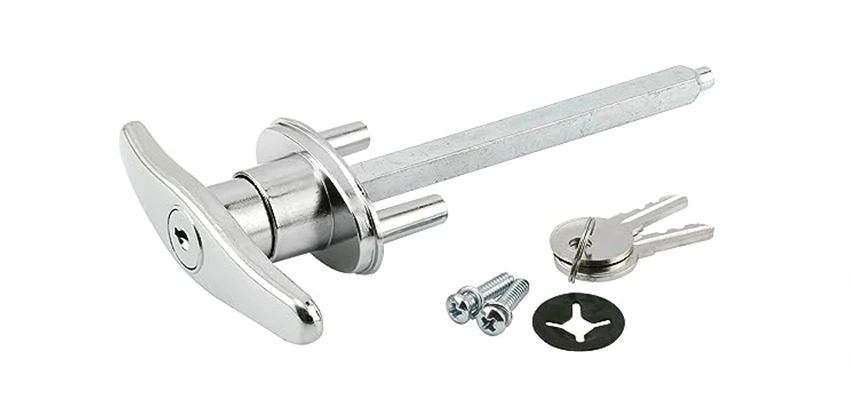 Old Style Garage Door Locks Replacements in Oak Lawn, Illinois