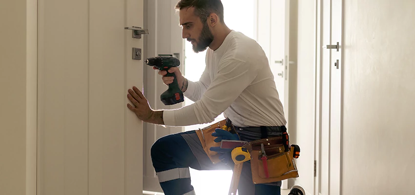 Mailbox Lock Installation Expert in Oak Lawn, Illinois