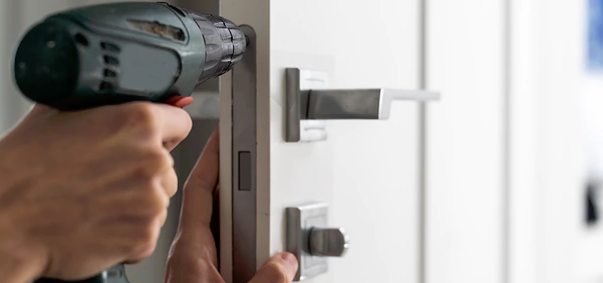 Locksmith For Lock Replacement Near Me in Oak Lawn, IL