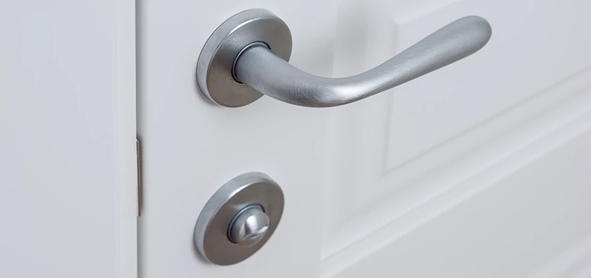 Single-Occupancy Restroom Locks Repair in Oak Lawn, Illinois