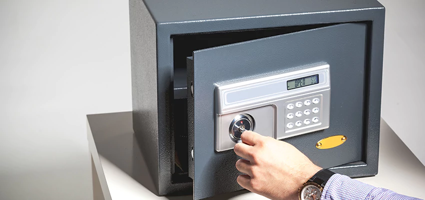 Jewelry Safe Unlocking Service in Oak Lawn, Illinois