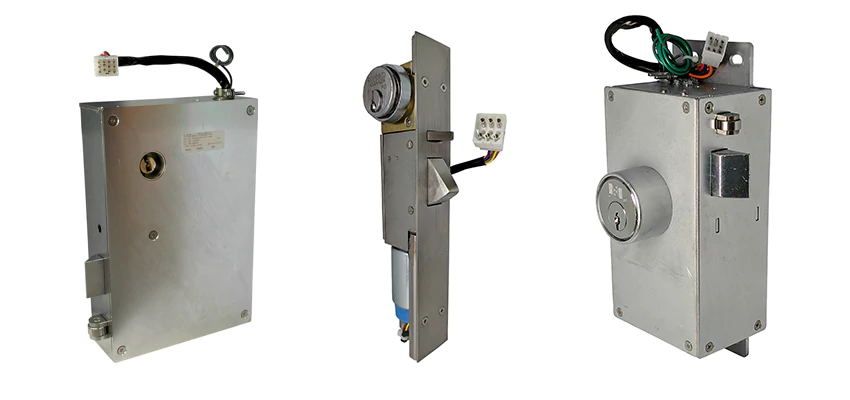 Locksmith For RR Fence Gates Brink Lock in Oak Lawn, IL