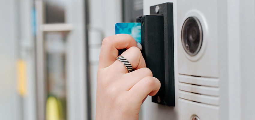 Secure Smartphone-Based Entry Systems Installation in Oak Lawn, Illinois
