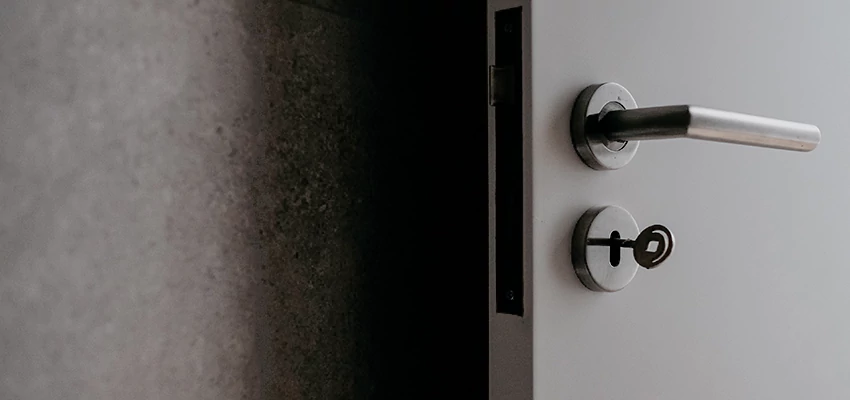 Front Door Handle Repair And Installation in Oak Lawn, IL
