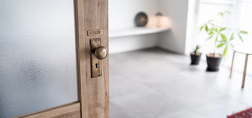 Deadbolt Door Lock Knob Repair in Oak Lawn, Illinois